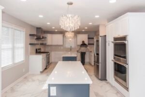 389 Myra Road-078